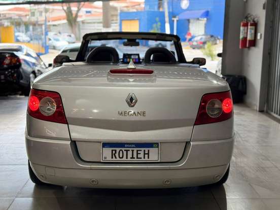 RENAULT-MEGANE-2.0 DYNAMIQUE COUPÉ CABRIOLET 16V GASOLINA 2P AUTOMÁTICO RENAULT-MEGANE-2008
