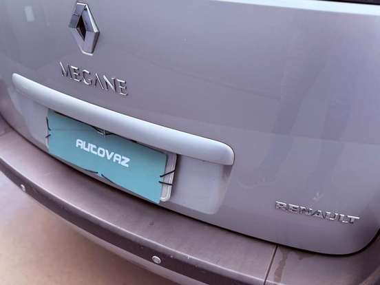 RENAULT-MEGANE-2008