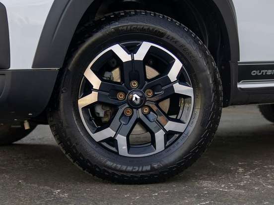 RENAULT-OROCH-1.3 TCE FLEX OUTSIDER X-TRONIC RENAULT-OROCH-2024