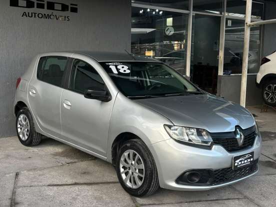 RENAULT-SANDERO-2017