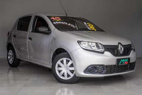 RENAULT-SANDERO-2014