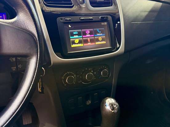 RENAULT-SANDERO-1.0 EXPRESSION 16V FLEX 4P MANUAL RENAULT-SANDERO-2016