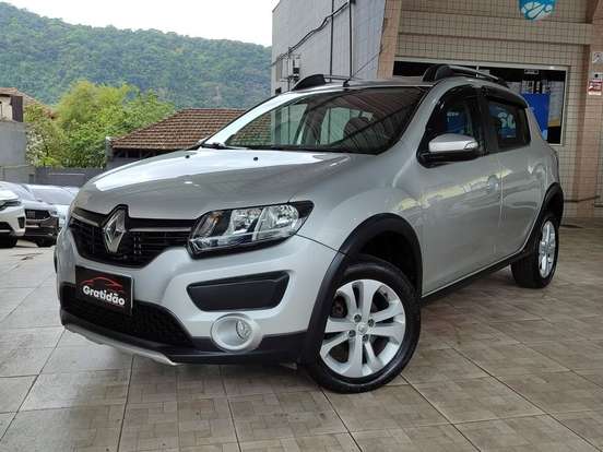 RENAULT-SANDERO-2019