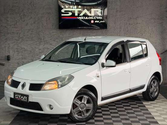 RENAULT-SANDERO-1.6 EXPRESSION 8V FLEX 4P MANUAL RENAULT-SANDERO-2010