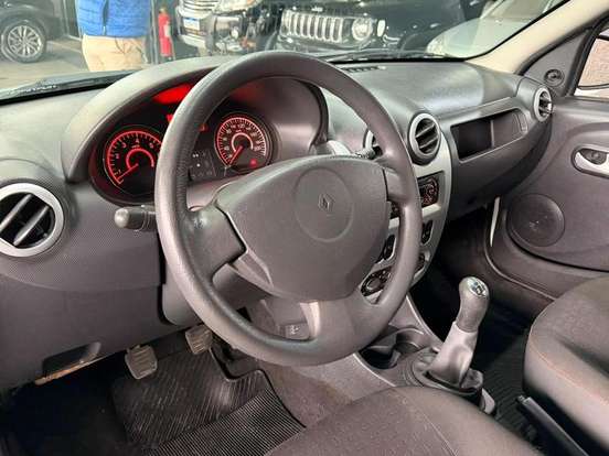 RENAULT-SANDERO-1.6 EXPRESSION 8V FLEX 4P MANUAL RENAULT-SANDERO-2010