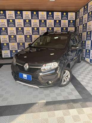 RENAULT-SANDERO-2014