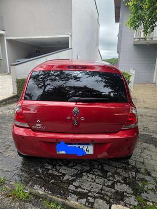 RENAULT-CLIO-2013