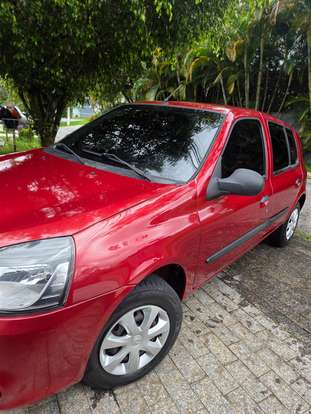 RENAULT-CLIO-2013