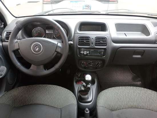 RENAULT-CLIO-2013