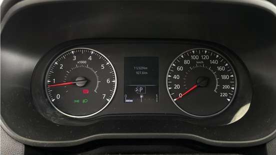 RENAULT-DUSTER-2023