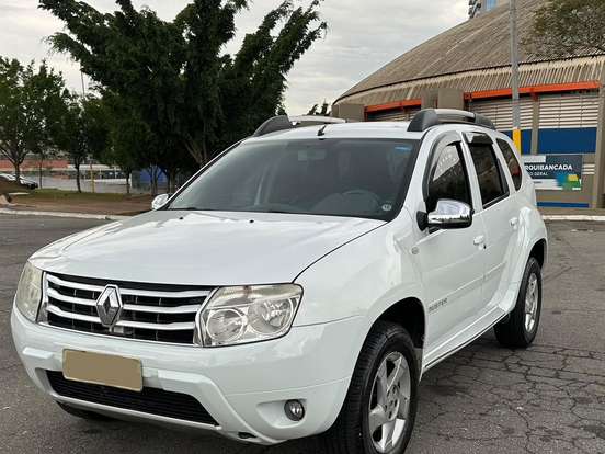 RENAULT-DUSTER-2.0 DYNAMIQUE 4X2 16V FLEX 4P AUTOMÁTICO RENAULT-DUSTER-2011