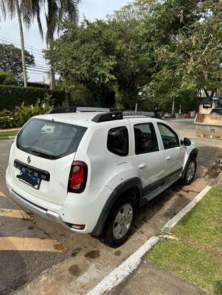 RENAULT-DUSTER-2.0 DYNAMIQUE 4X2 16V FLEX 4P AUTOMÁTICO RENAULT-DUSTER-2015