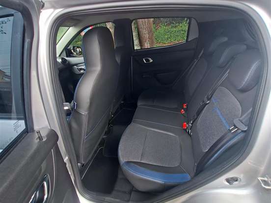 RENAULT-KWID-1.0 12V SCE FLEX INTENSE MANUAL RENAULT-KWID-2023