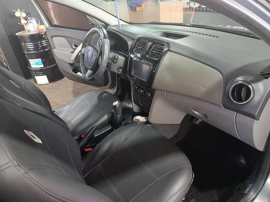 RENAULT-LOGAN-1.0 EXPRESSION 16V FLEX 4P MANUAL RENAULT-LOGAN-2014