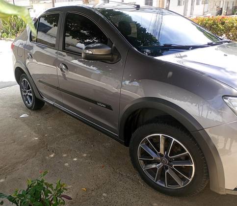 RENAULT LOGAN 1.6 16V SCE FLEX ICONIC X-TRONIC