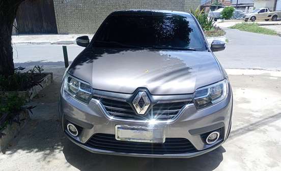 RENAULT-LOGAN-2020