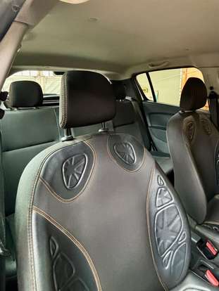 RENAULT-SANDERO-2018
