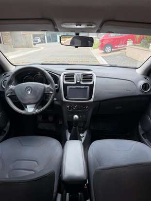 RENAULT-SANDERO-2014