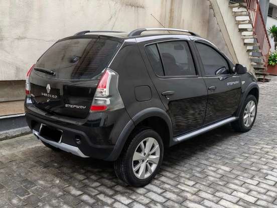 RENAULT-SANDERO-1.6 STEPWAY 16V FLEX 4P AUTOMÁTICO RENAULT-SANDERO-2014