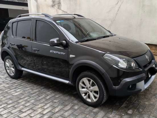 RENAULT-SANDERO-1.6 STEPWAY 16V FLEX 4P AUTOMÁTICO RENAULT-SANDERO-2014