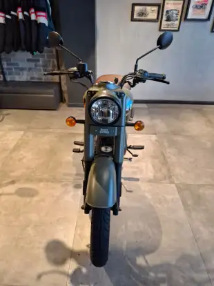 ROYAL ENFIELD-CLASSIC 350 SIGNALS-2024