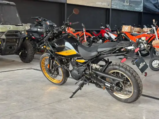 ROYAL ENFIELD-HIMALAYAN 450 HANLE BLACK ROYAL ENFIELD-HIMALAYAN 450 HANLE BLACK-2025