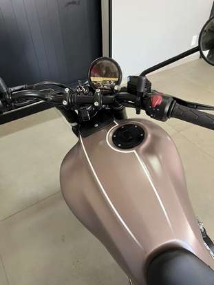 ROYAL ENFIELD-GUERRILLA 450-2025