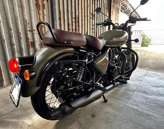 ROYAL ENFIELD-CLASSIC 350 SIGNALS ROYAL ENFIELD-CLASSIC 350 SIGNALS-2023