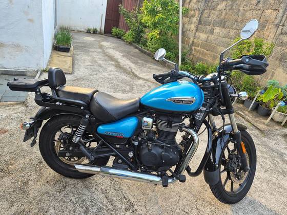 ROYAL ENFIELD METEOR 350 SUPERNOVA 