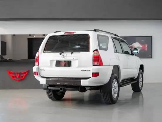 TOYOTA-4RUNNER-4.0 4X2 V6 24V GASOLINA SR5 4P AUTOMÁTICO TOYOTA-4RUNNER-2016