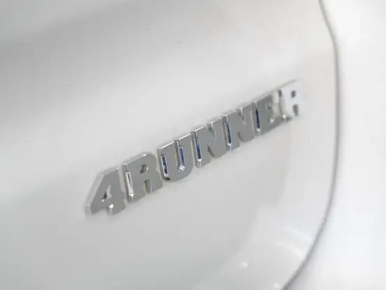 TOYOTA-4RUNNER-4.0 4X2 V6 24V GASOLINA SR5 4P AUTOMÁTICO TOYOTA-4RUNNER-2016