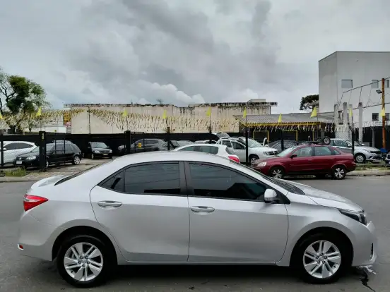 TOYOTA-COROLLA-1.8 GLI 16V FLEX 4P AUTOMÁTICO TOYOTA-COROLLA-2016