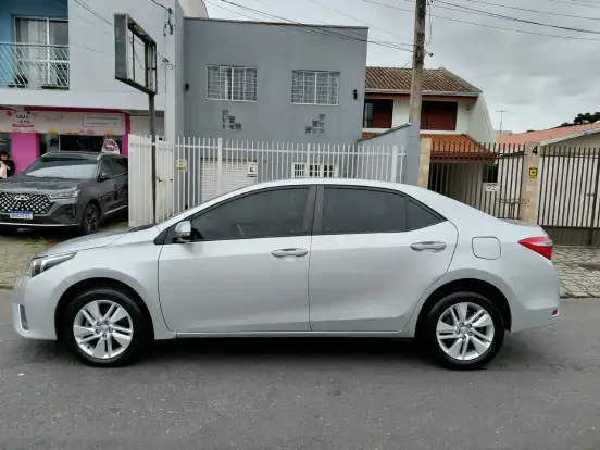 TOYOTA-COROLLA-1.8 GLI 16V FLEX 4P AUTOMÁTICO TOYOTA-COROLLA-2016