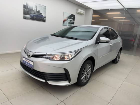 TOYOTA COROLLA 1.8 GLI UPPER 16V FLEX 4P AUTOMÁTICO