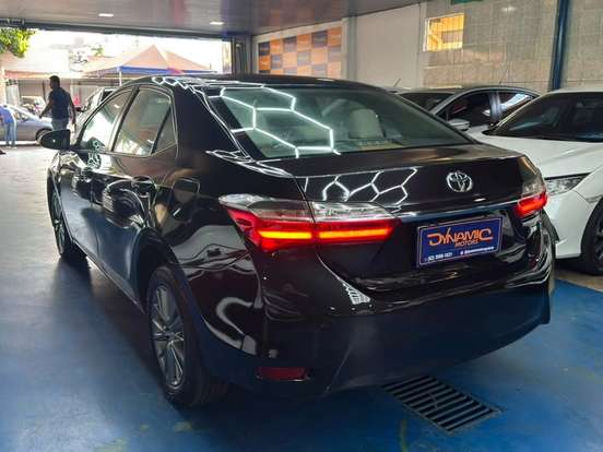 TOYOTA-COROLLA-2019