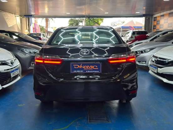 TOYOTA-COROLLA-2019