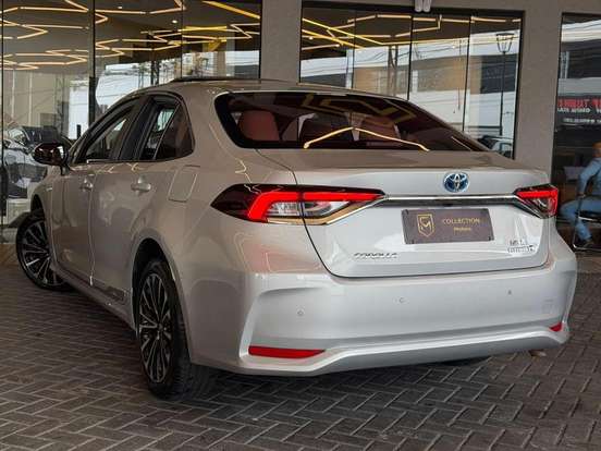 TOYOTA-COROLLA-2023