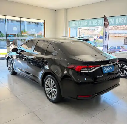 TOYOTA-COROLLA-2023