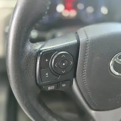 TOYOTA-COROLLA-2015