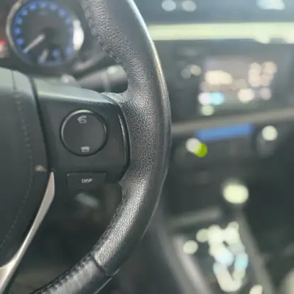 TOYOTA-COROLLA-2015