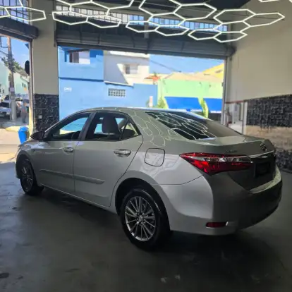 TOYOTA-COROLLA-2015
