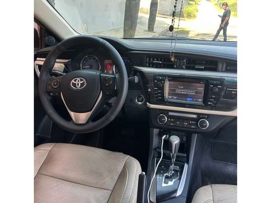 TOYOTA-COROLLA-2014