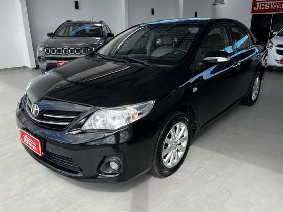 TOYOTA-COROLLA-2011