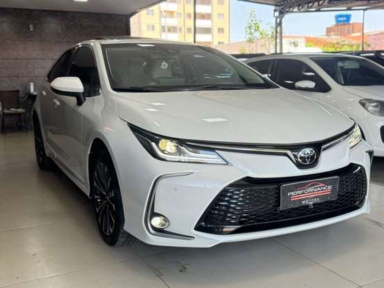 TOYOTA-COROLLA-2024