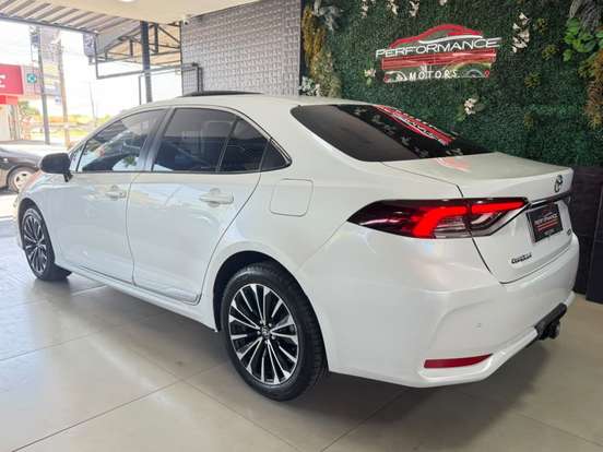 TOYOTA-COROLLA-2024