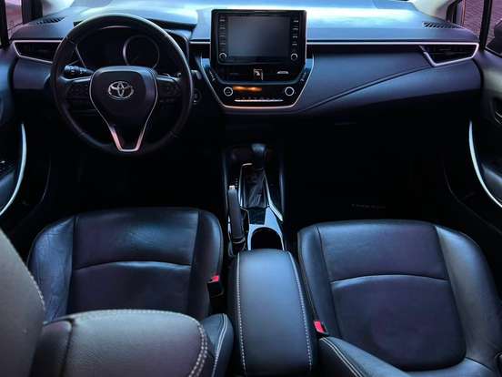 TOYOTA-COROLLA-2020