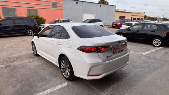 TOYOTA-COROLLA-2023