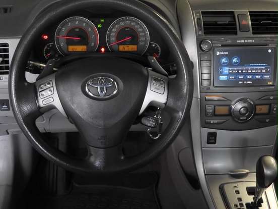 TOYOTA-COROLLA-2.0 XEI 16V FLEX 4P AUTOMÁTICO TOYOTA-COROLLA-2013