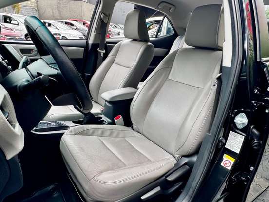 TOYOTA-COROLLA-2015