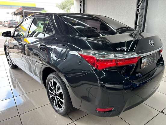 TOYOTA-COROLLA-2017
